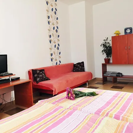 1st Floor Apartman *