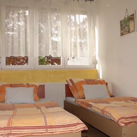 1st Floor Apartman